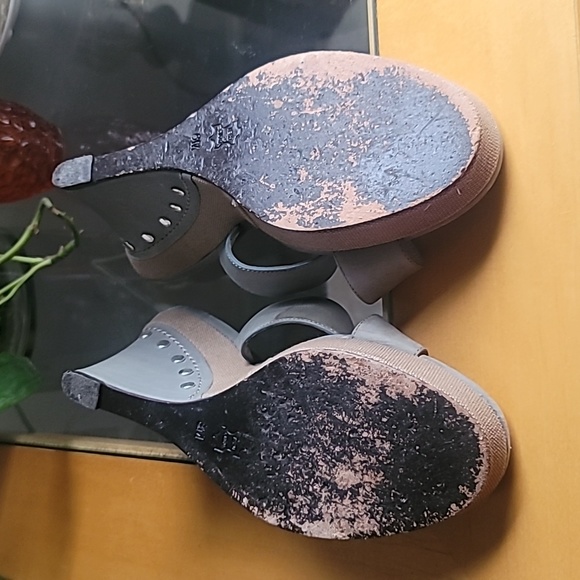 Michael Kors Leather Stud Wedges - Picture 5 of 11